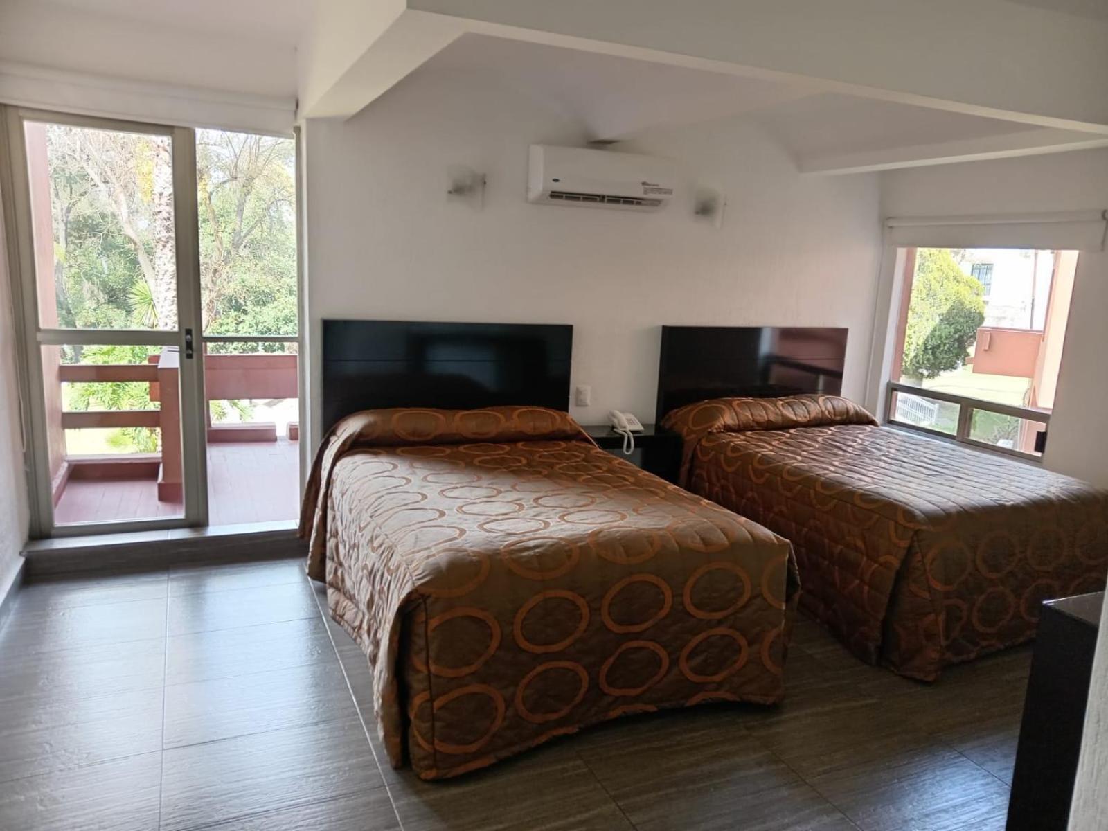 מורליה Hotel Punta Galeria מראה חיצוני תמונה